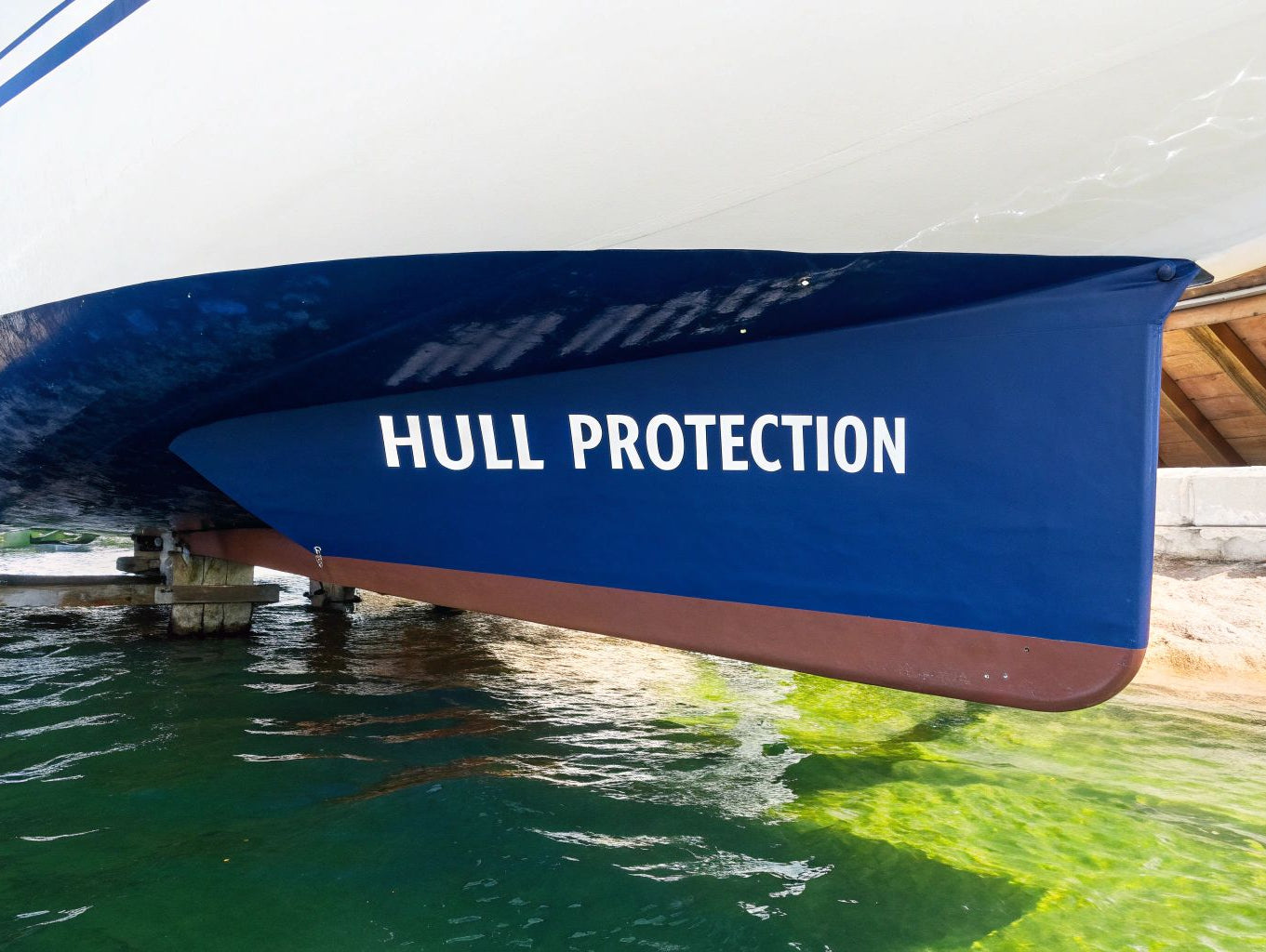 Boat Bottom Painting: Boost Hull Life & Performance